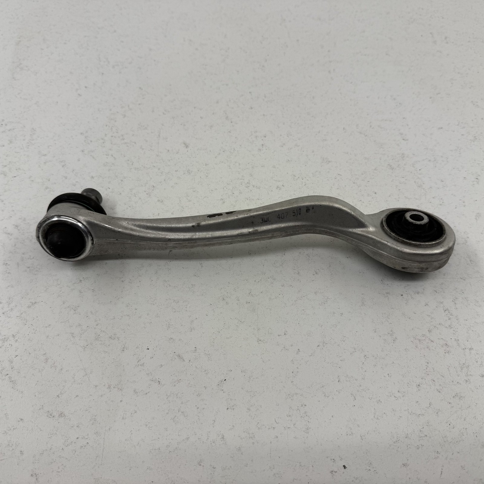 Bentley Flying Spur 2014-2018 Front Right Control arms Set