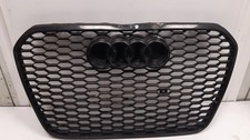 Calandre Audi V8
