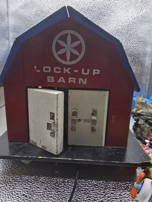 Playskool Wooden Barn 