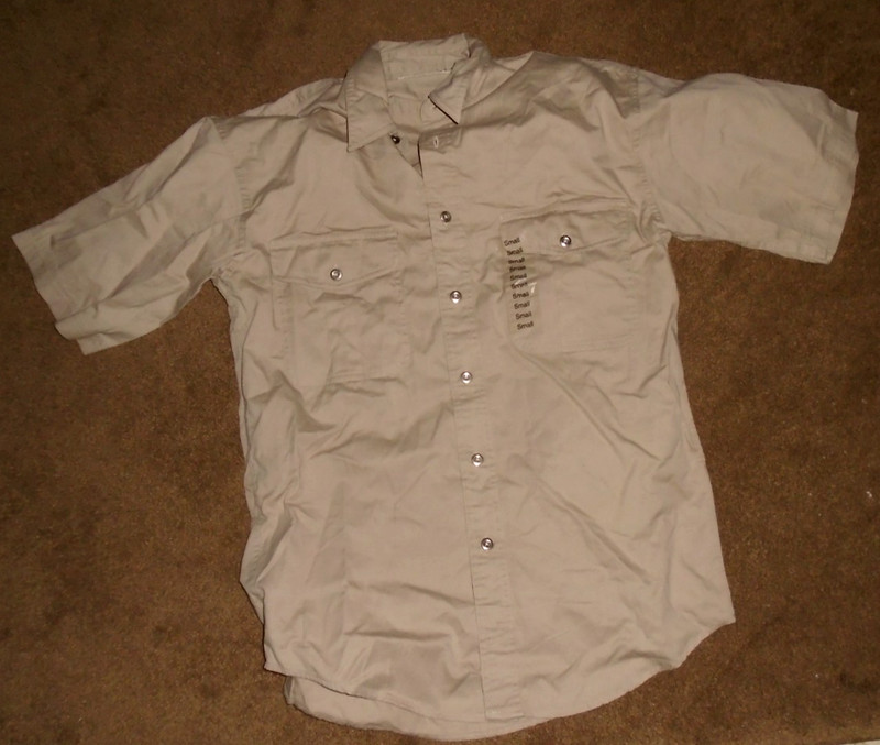 New with Tag Khaki Button Front Short Sleeve Men's S Small