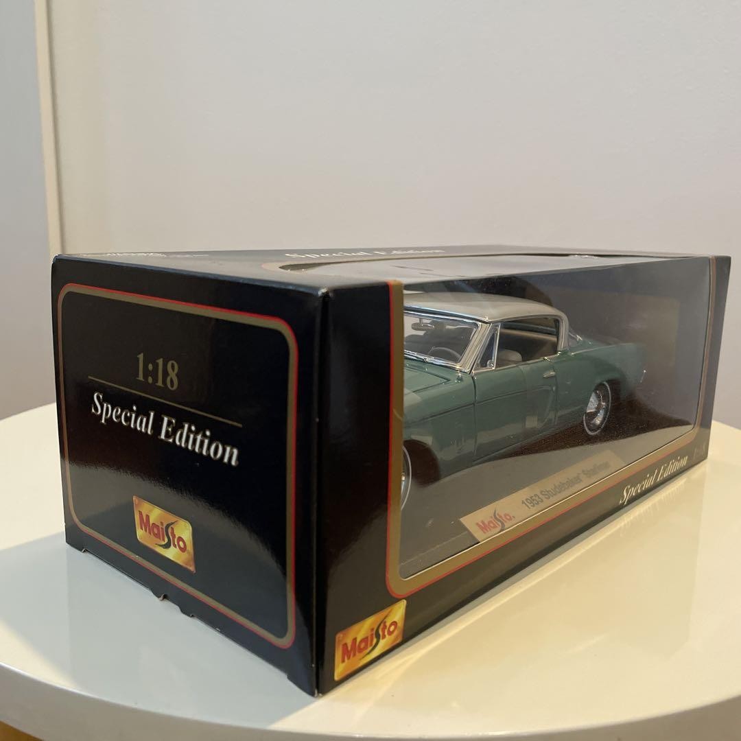 ダイキャストカー1/18 1953 Studebaker 1953 Studebaker Starliner Mint Green Diecast Model Car | Maisto