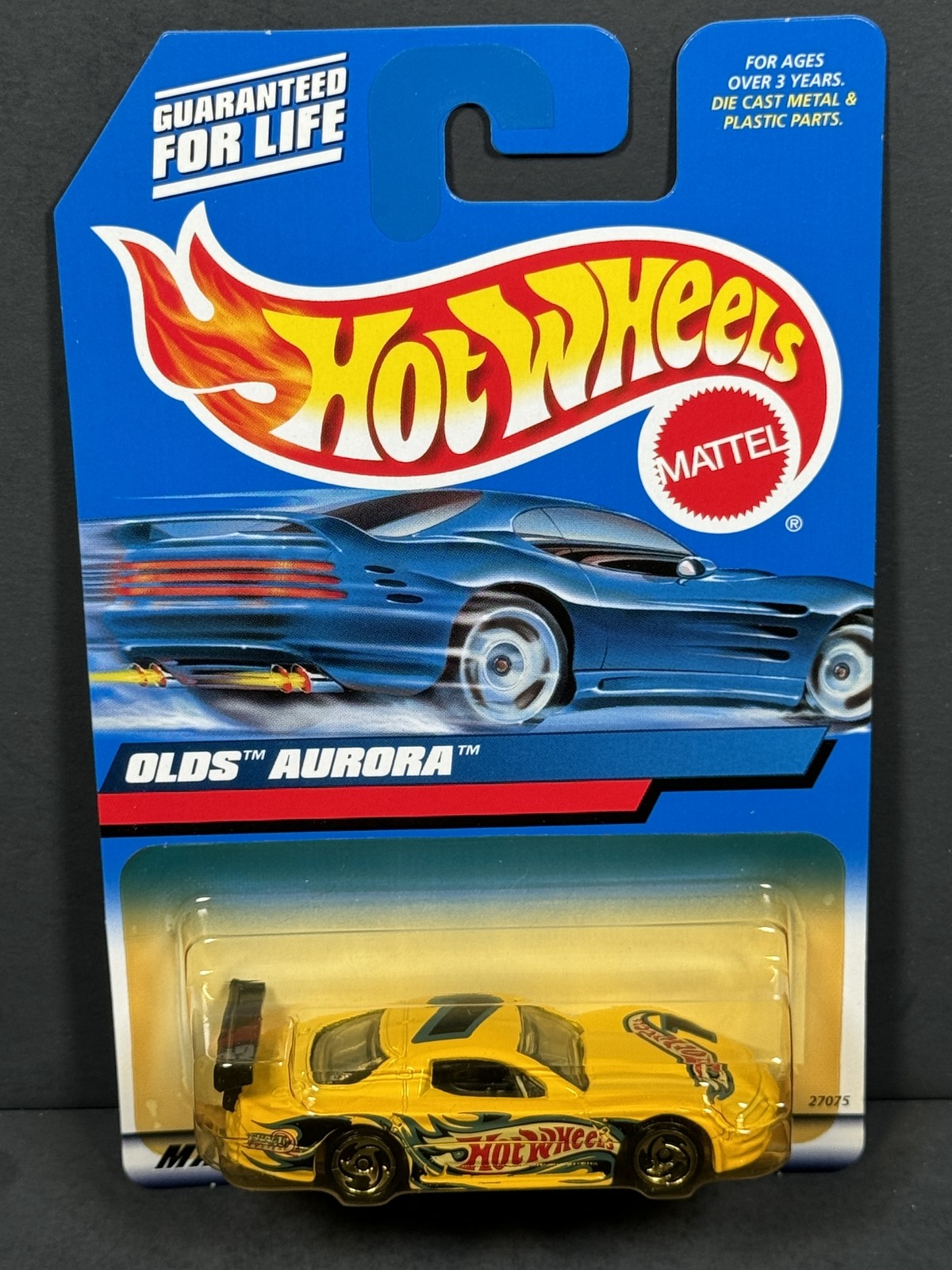 HOT WHEELS 2000 Olds Aurora, Yellow, Main Line #108
