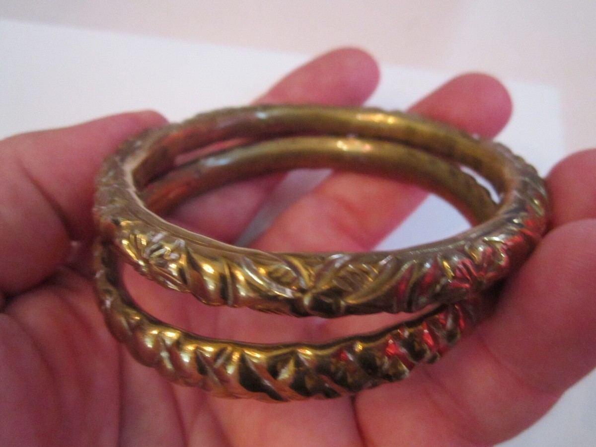 2 VINTAGE SILVER PLATED BANGLE BRACELETS - BBA-26 | eBay