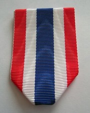 FRANCE: Ruban NEUF plié pour la médaille d'honneur Police Nationale, larg: 37 mm