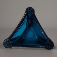 Vintage 60er Jahre "VIKING GLAS" Bluenique dreieckiger Zigarrenaschenbecher 6" Mid Century