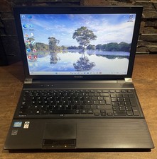 Ordinateur Portable TOSHIBA PRO R950 - 15.6