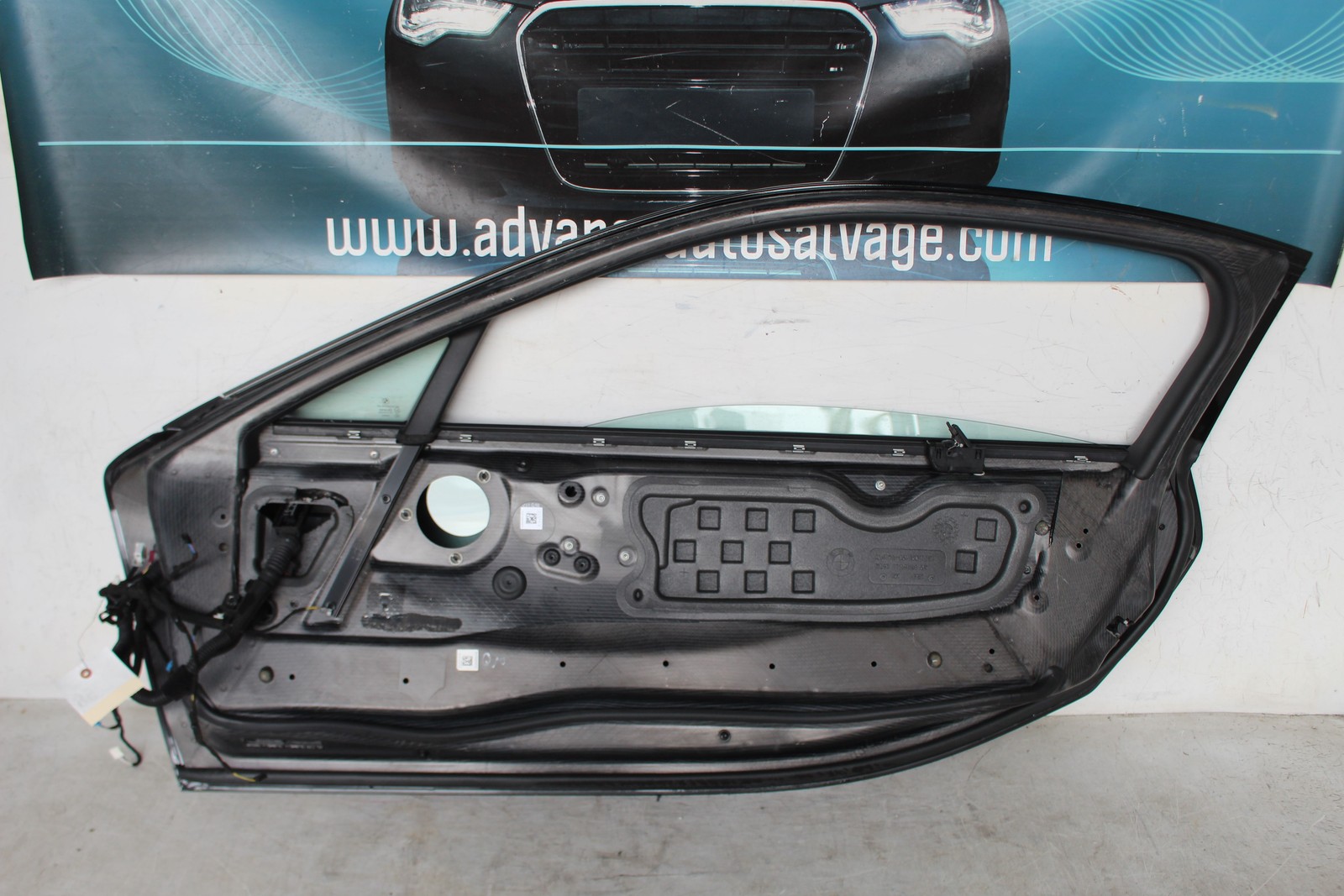 BMW i8 2014-2019 Front Right Door framework Black