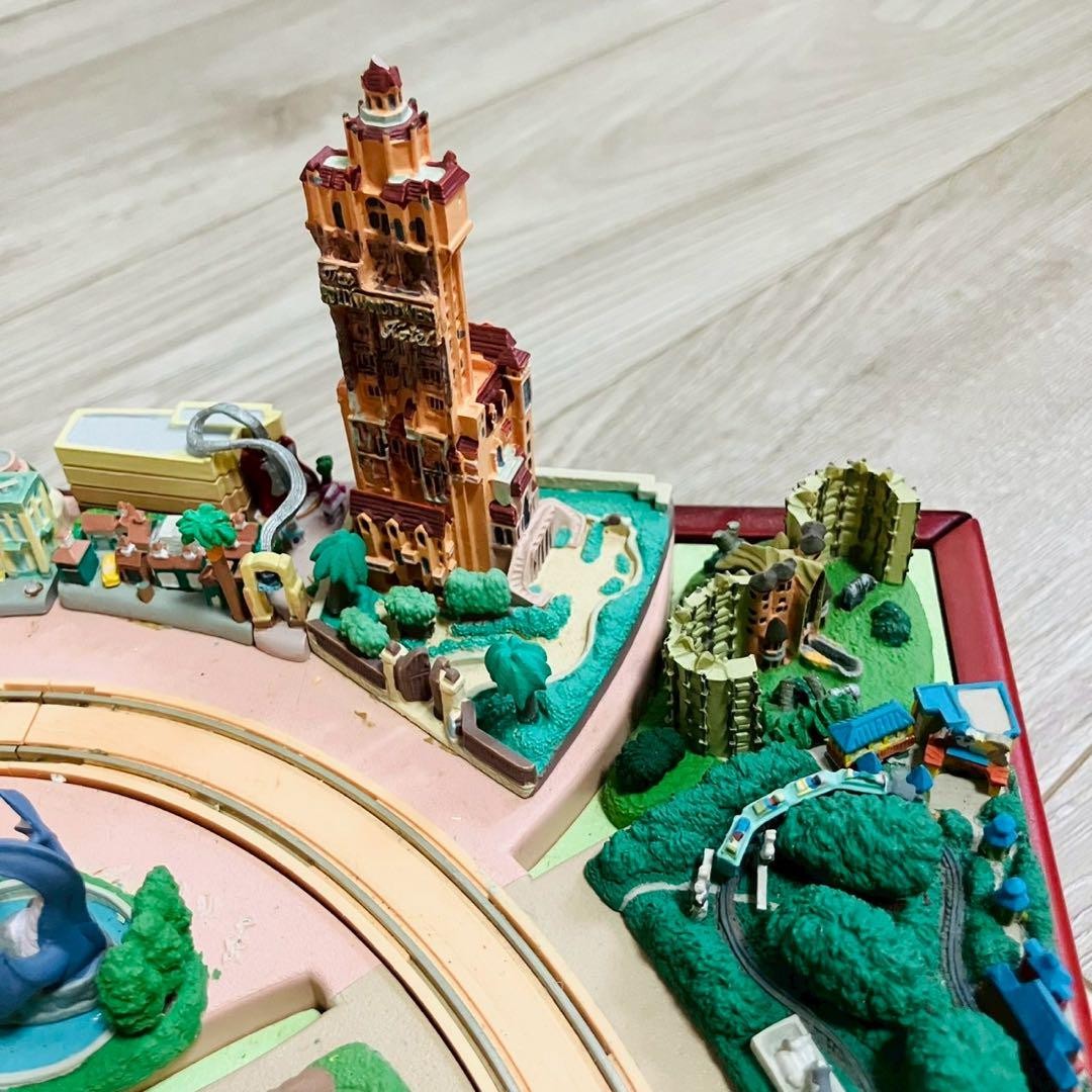 DeAgostini Disney Parade Diorama Figure Light Music Boat Train