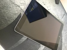 ALMOST BRAND NEW Apple iPad 6th Gen. 32GB. COMES WITH VERY HIGH-END CASE