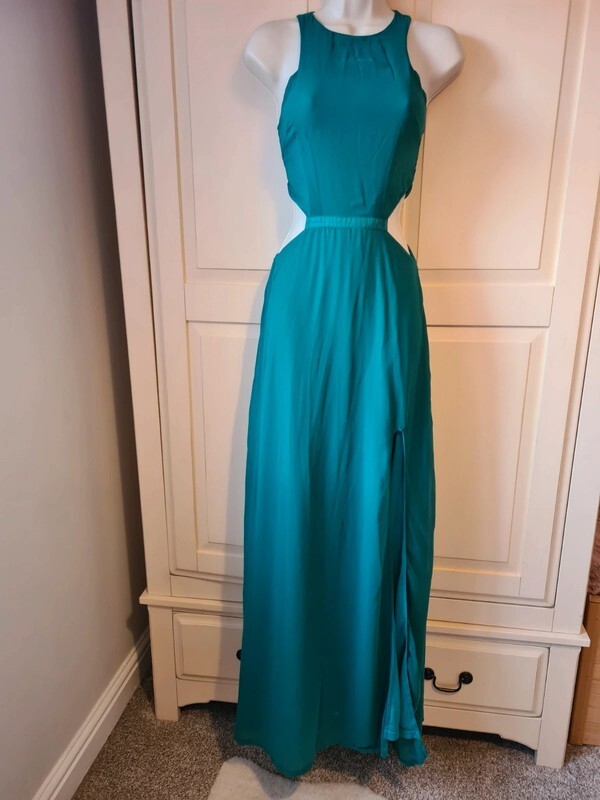 Missguided Green Cut Out Long Length Occasion Wedding Chiffon