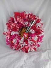 Curly Deco Mesh Valentine's Day Wreath