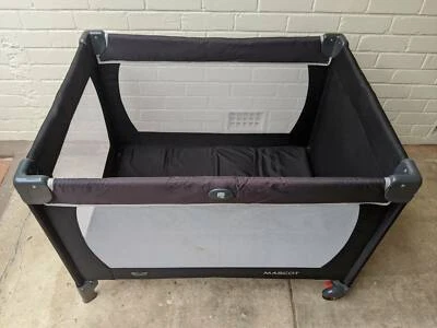 babylove mascot portacot