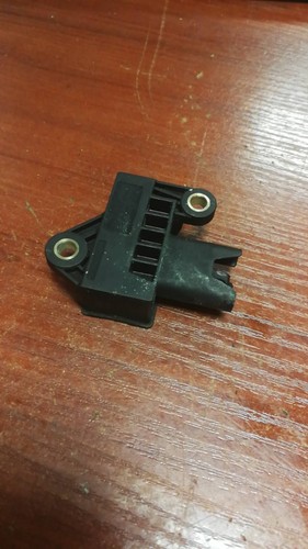 BMW 1ER E87 120 2.0d 2010 KREISSENSOR GETRIEBESENSOR 7566109