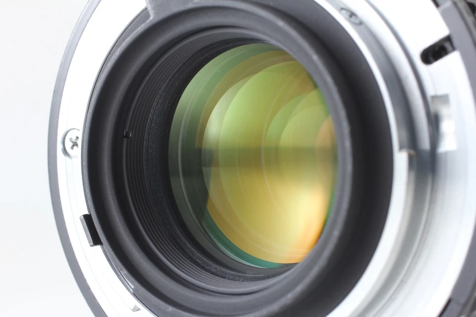 [Near MINT] Nikon Ai-s Micro Nikkor 105mm f/2.8 MF Macro Lens From JAPAN - Image 3 of 4