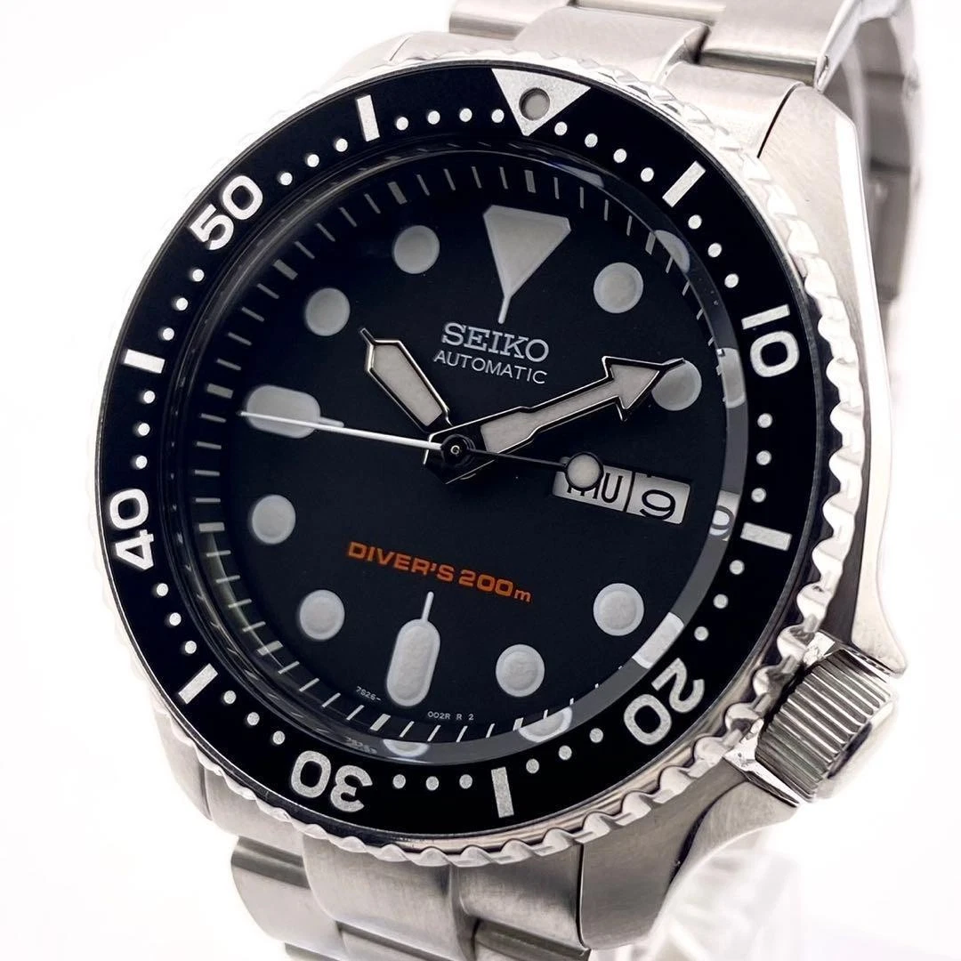 Seiko Diver Mechanical (Automatic) 200 m (20 ATM) Water Resistance