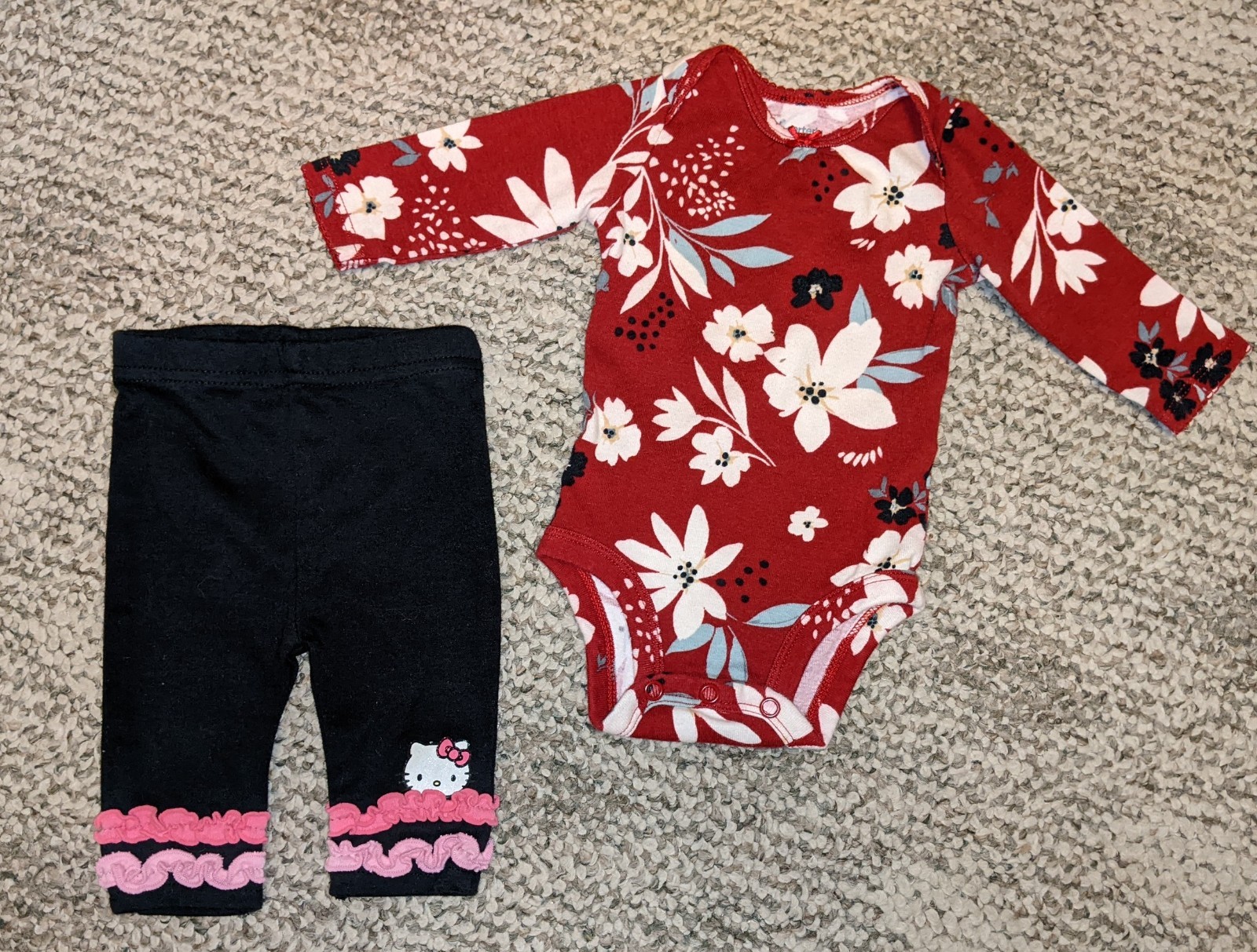 32 Pc Lot Baby Girls 0 3 6 mos Christmas Pajamas Sleepers Outfits Sets Carters