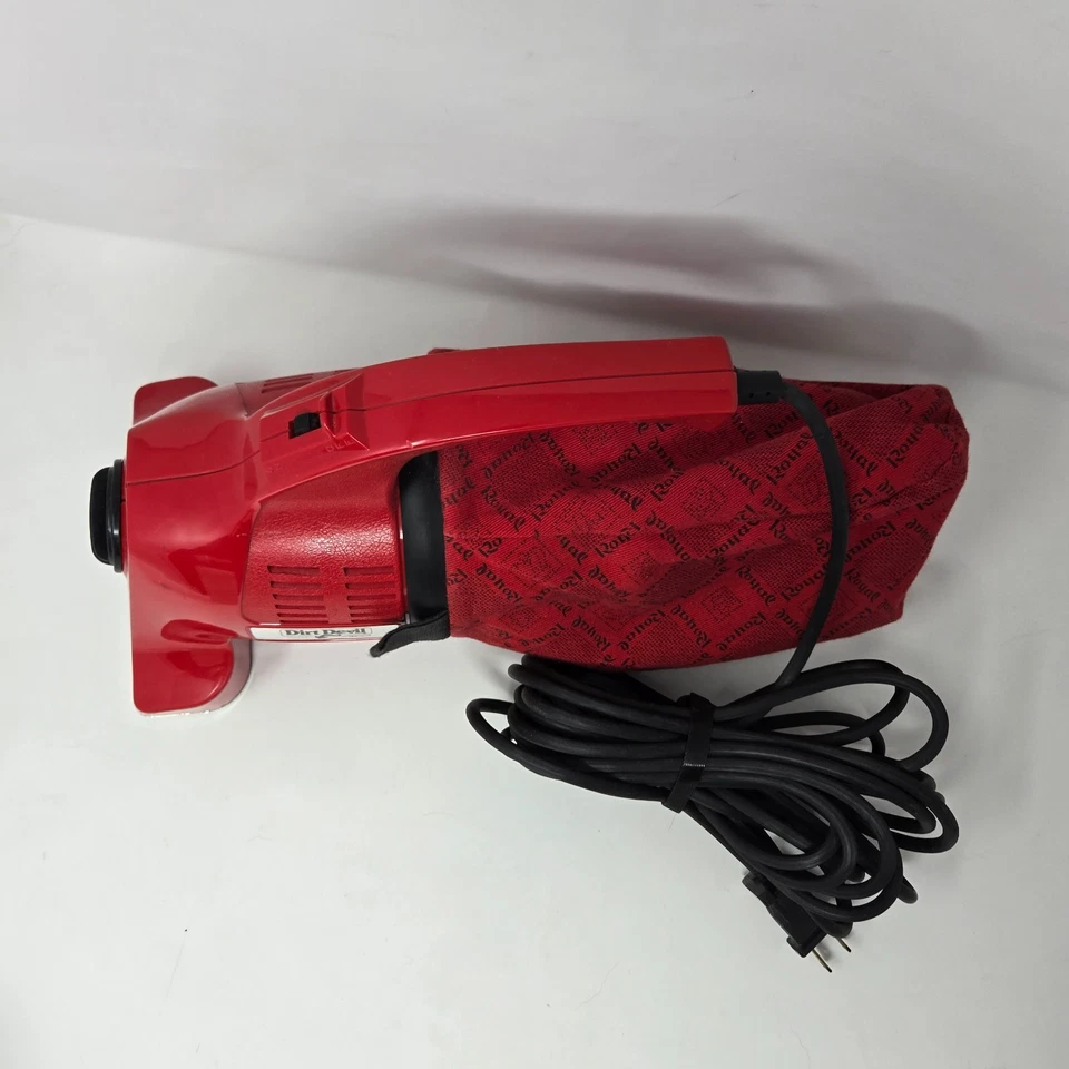 Vintage Royal Dirt Devil Hand Vacuum Model 103 Plant B Good Condition Works - Image 3 of 4