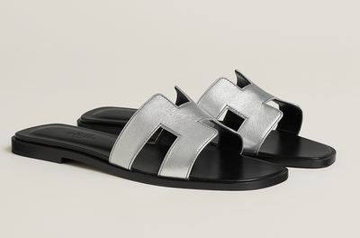Size 37.5EU NEW in Box HERMÈS Gris Argenté Calfskin ORAN Sandals w