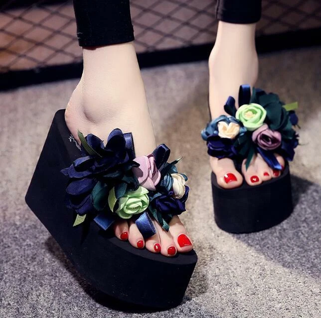 Flower hotsell flip flops