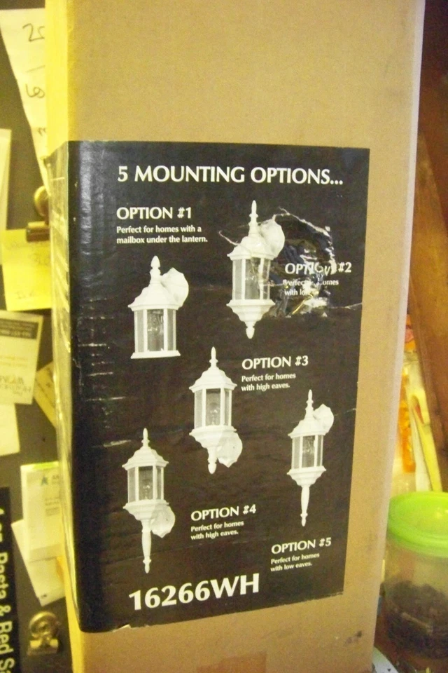 Luz de linterna exterior Kenroy 16266 ~ blanca Foto 2 de 2