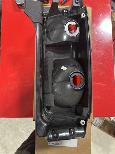 4399698 Mopar NOS Tail Lamp - Picture 4 of 4