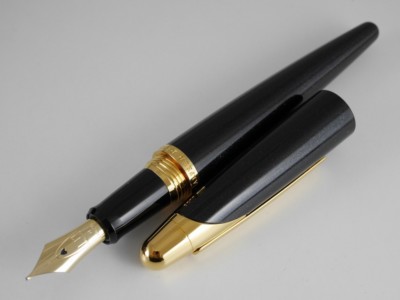 dunhill AD2000 Metallic Black GT Fountain Pen M (Excellent) FREE
