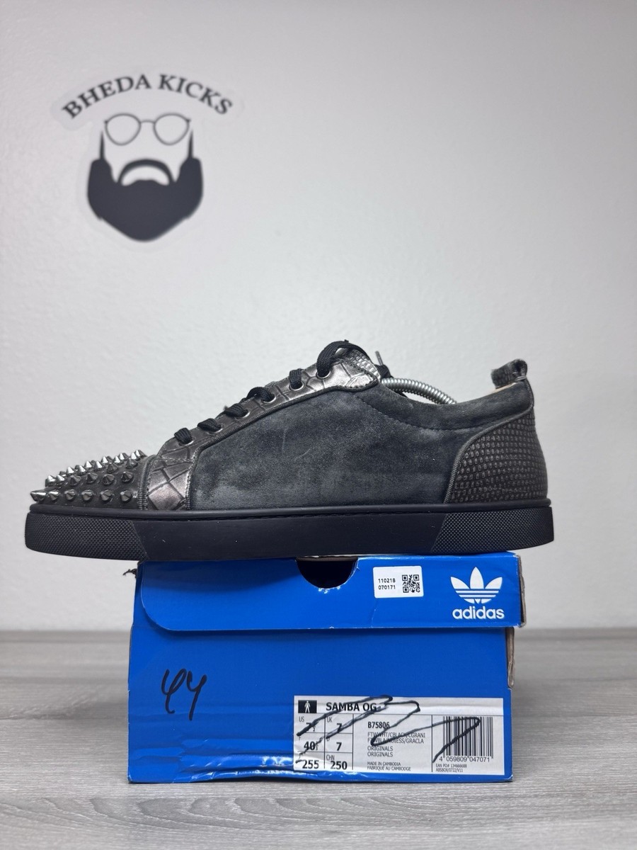 Size 11 US/44 EU Christian Louboutin Louis Junior Spike Suede