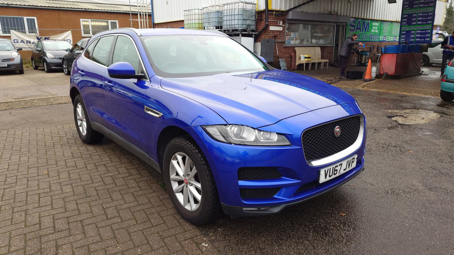 JAGUAR F-PACE 2.0d Prestige 5dr Automatic AWD, Full Service History, ULEZ