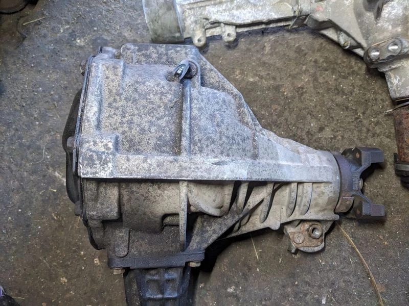 2006-2010 Hummer H3 Front Axle 4.56 Ratio  Differential Carrier Assembly OEM Foto 2 de 4