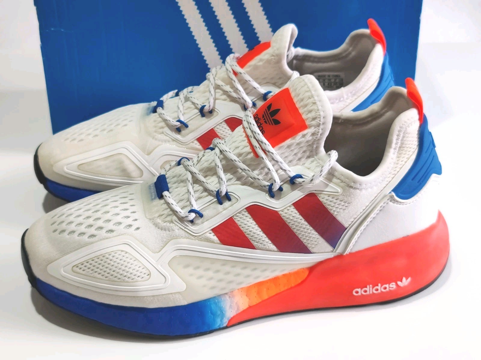 SAOLA ADIDAS ZX 2K BOOST (FV9996) BIANCO ROSSO SOLARE BLU SCARPE DA GINNASTICA UOMO UK 8 EU 42