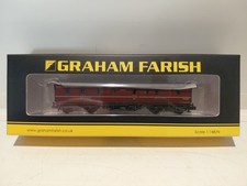 Graham Farish N Gauge 374-889A LMS Stanier Full Brake BR Maroon