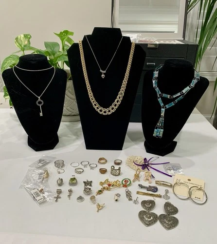 Mixed Lot 41 Piece Vintage to Modern Jewelry Costume Pendants Rings Brooches #9