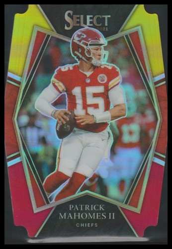 2021 Panini Select #102 Patrick Mahomes II Red and Yellow Prizm Die Cut