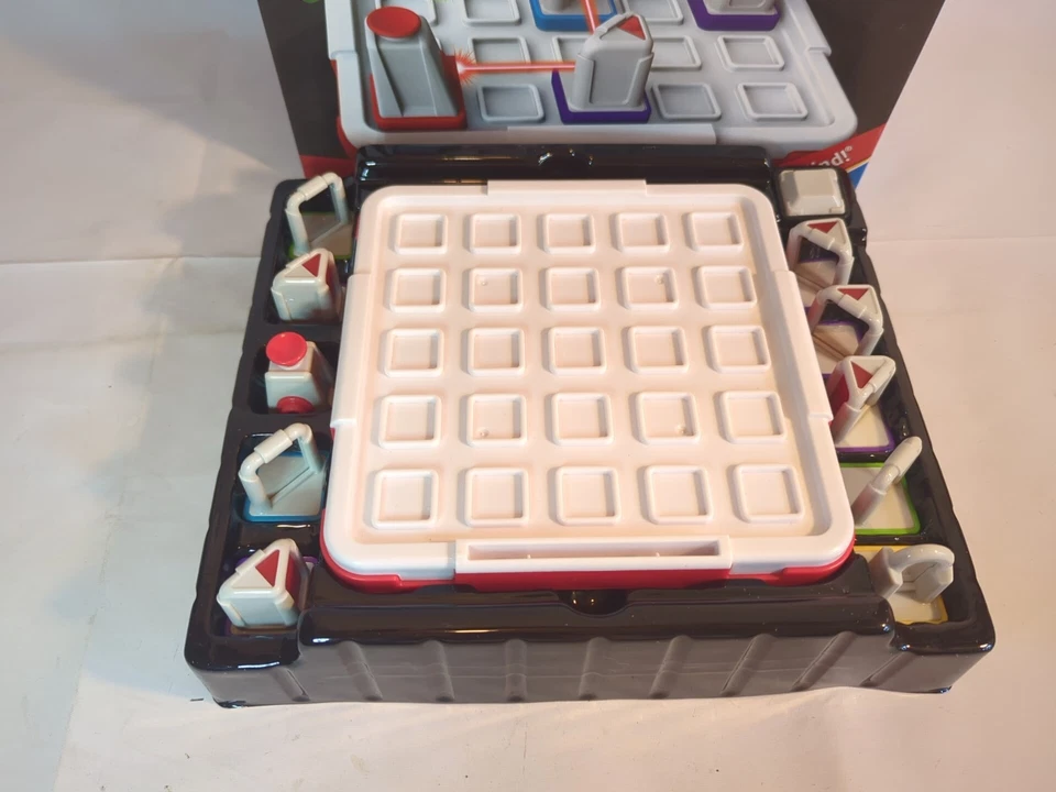 2012 Thinkfun Lazer Maze Board Game 100% COMPLETE Tested - Image 2 of 4