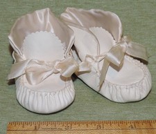 Vintage White Leather Moccasin Baby Booties Petal Soft MINT sz1