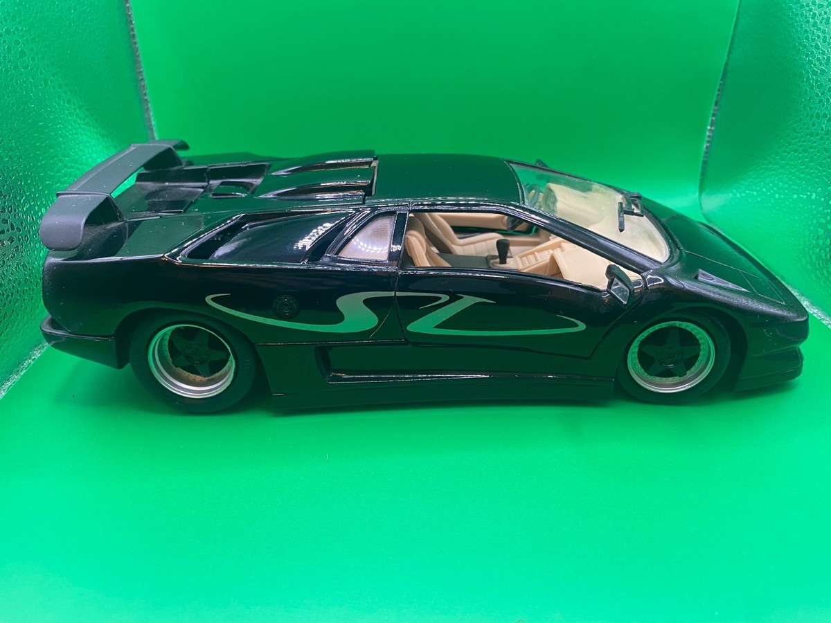 1/18 Scale Maisto Lamborghini Diablo SV Black with Silver Graphics