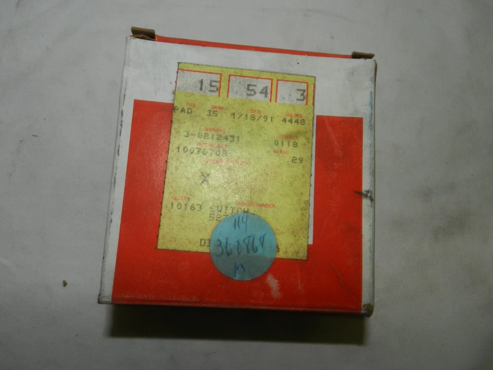 Interruptor limpiaparabrisas Chevy Beretta 1987-90 NOS DELCO #10076708 D6380A Foto 4 de 4