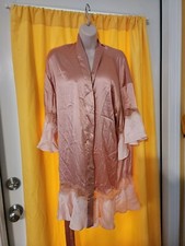 Victoria s Secret Satin and Lace Pink Robe Size XS NWOT