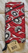 Vera Bradley Travel Wallet Deco Daisy Red Black Large Passport NWT + BIN Bonus