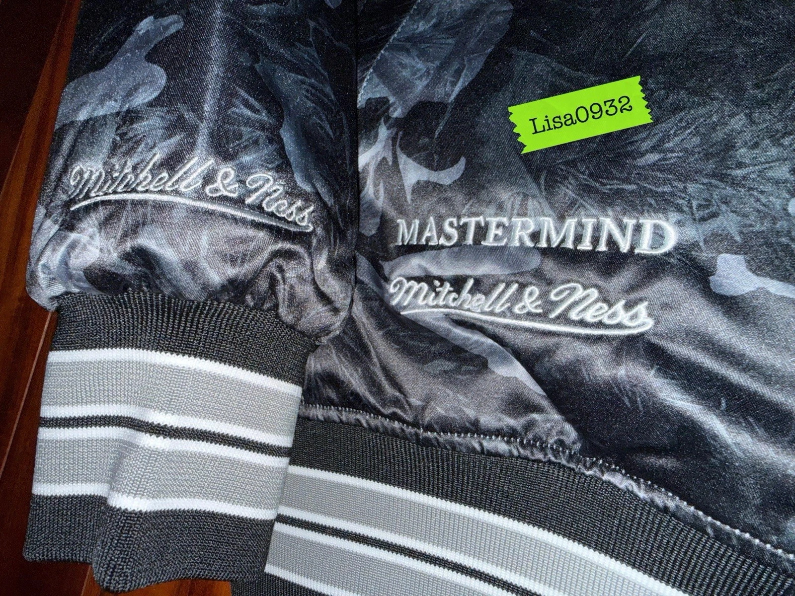 🔥100% Mitchell & Ness x Mastermind World Satin Varsity Jacket Size Large (L)🔥 image 5