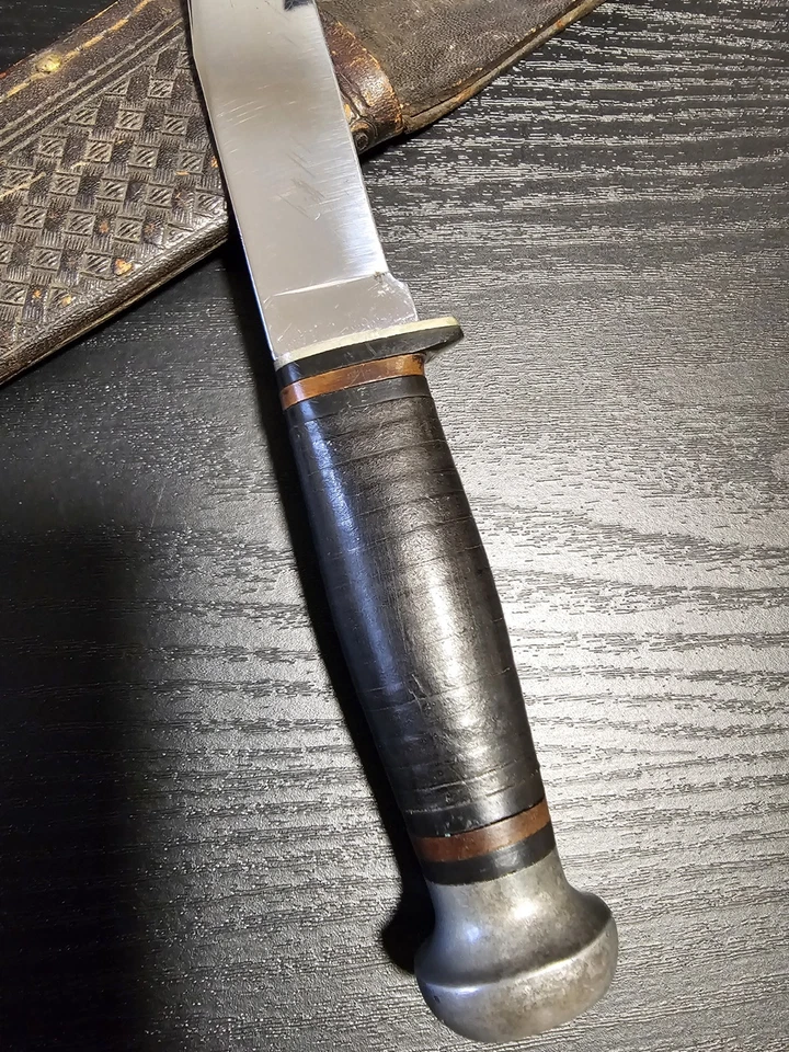 Cuchillo de hoja fija vintage Case 1940-1965 9" - mango de cuero apilado con funda Foto 3 de 4