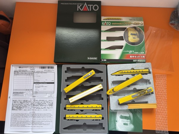 KATO N-Gauge Shinkansen "Doctor Yellow" - Set Completo 7 Vagones (NUEVO)
