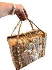 Vintage Straw Straw Box Purse with White Yarn Floral Top Handle
