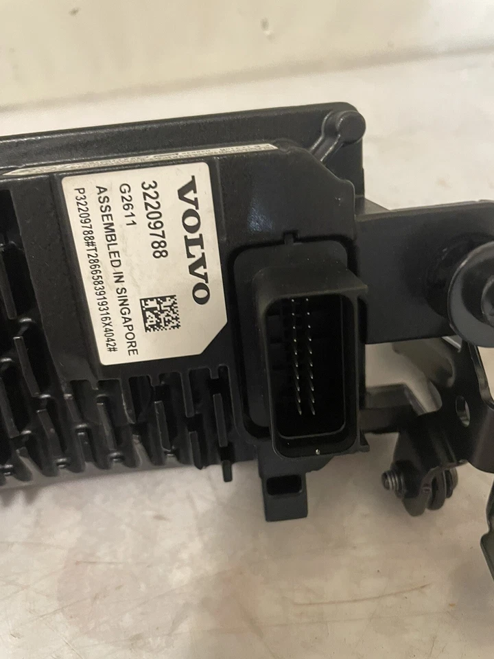 Volvo V60 V90 XC60 S60 2017-2021 cámara parabrisas delantero 32209788 OEM Foto 2 de 4