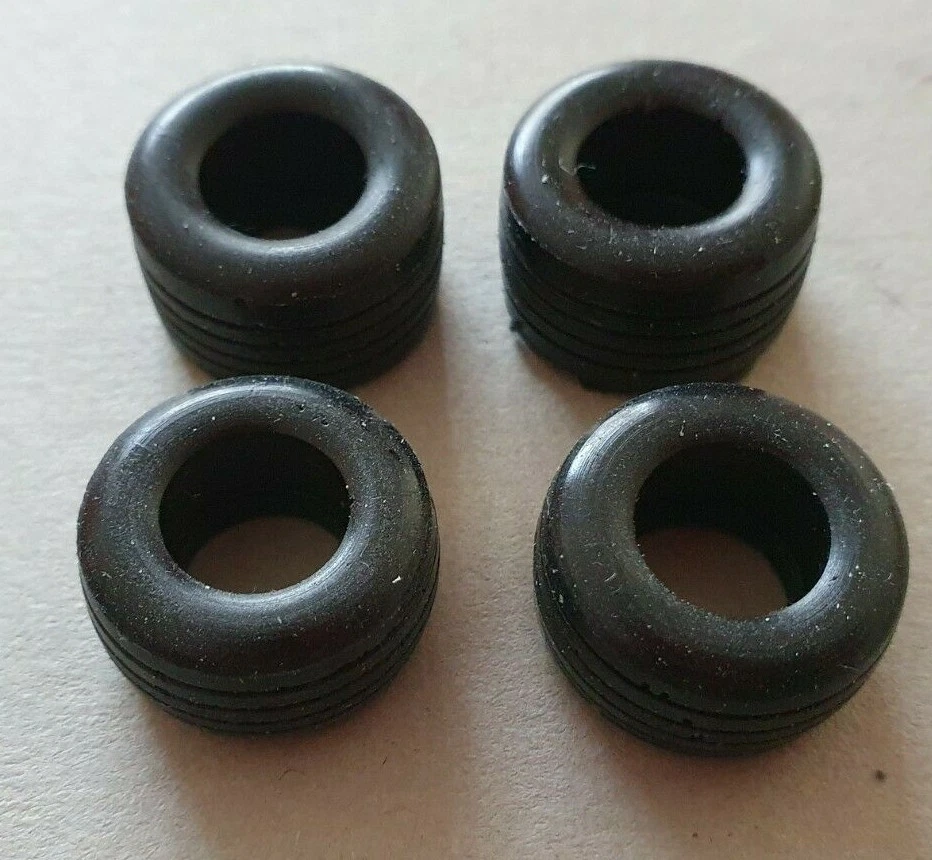 Tuning-Reifen Set passend für Carrera Ferrari F1 2002