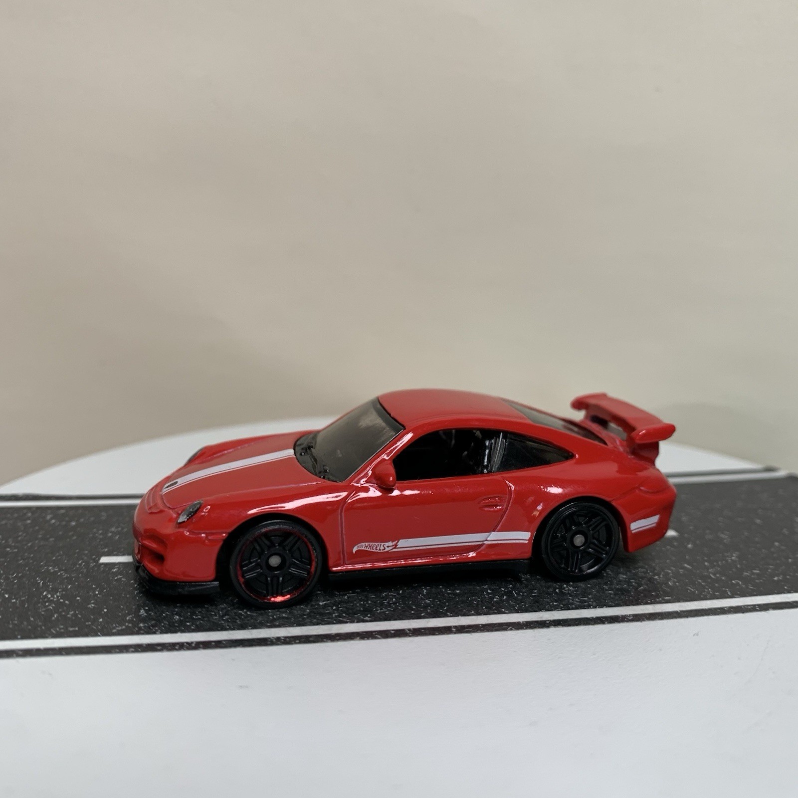 2015 Hot Wheels HW Workshop Nightburnerz #196/250 Porsche 911 GT3 RS Red NM