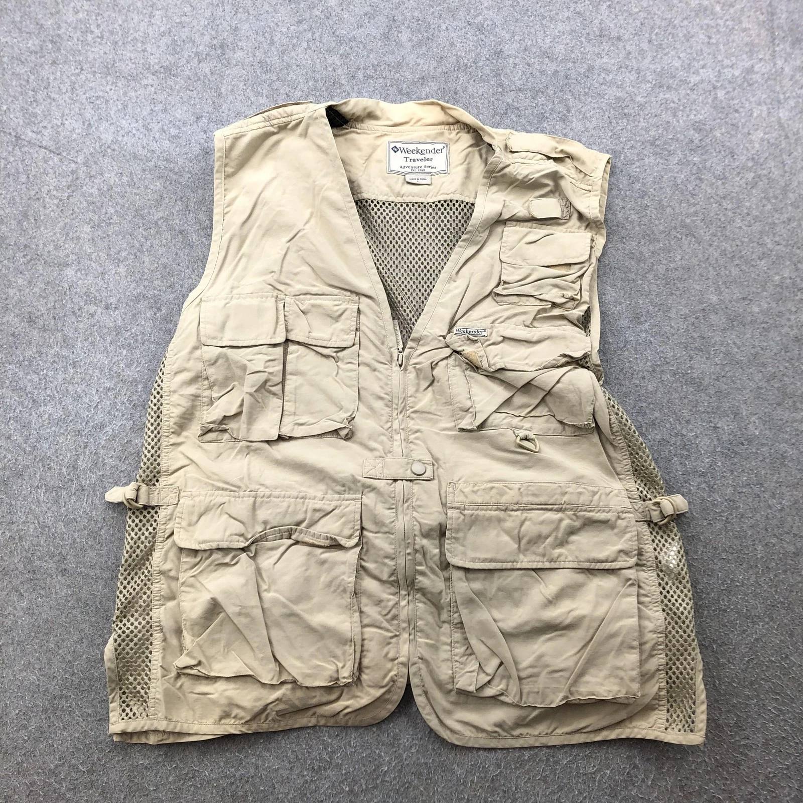 Weekender Traveler Vest Mens Large Multi Pocket Mesh Adventure Outdoors Fishing
Opens in a new windo