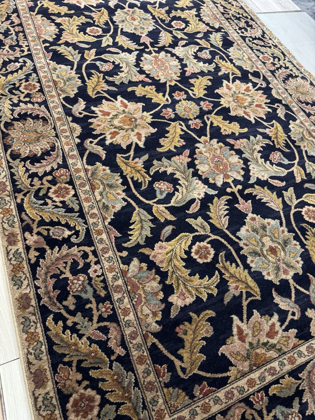Karastan Antique Legends Coll. Agra-Black 2200-201 5'9x9' 100% Wool rug ::NEW::