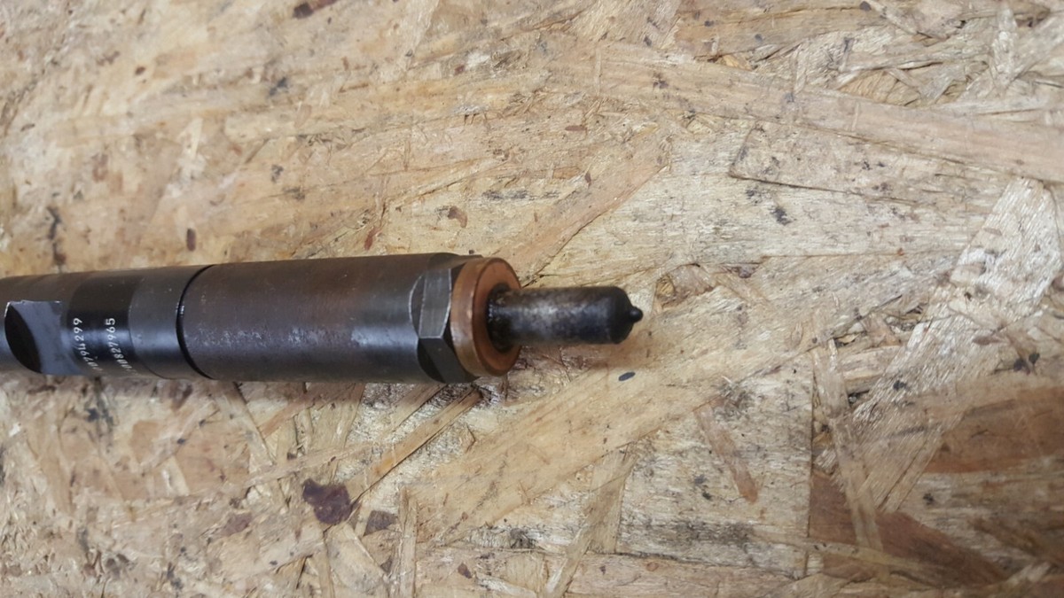 RENAULT MEGANE CLIO KANGOO 2008-2016 DIESEL FUEL INJECTOR 