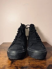 Size 7.5 - Converse Chuck Taylor All Star Whinter Hi Black